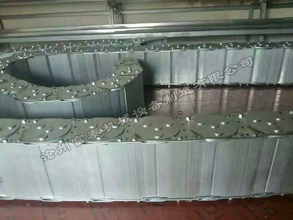 封閉式機床鋼鋁拖鏈 